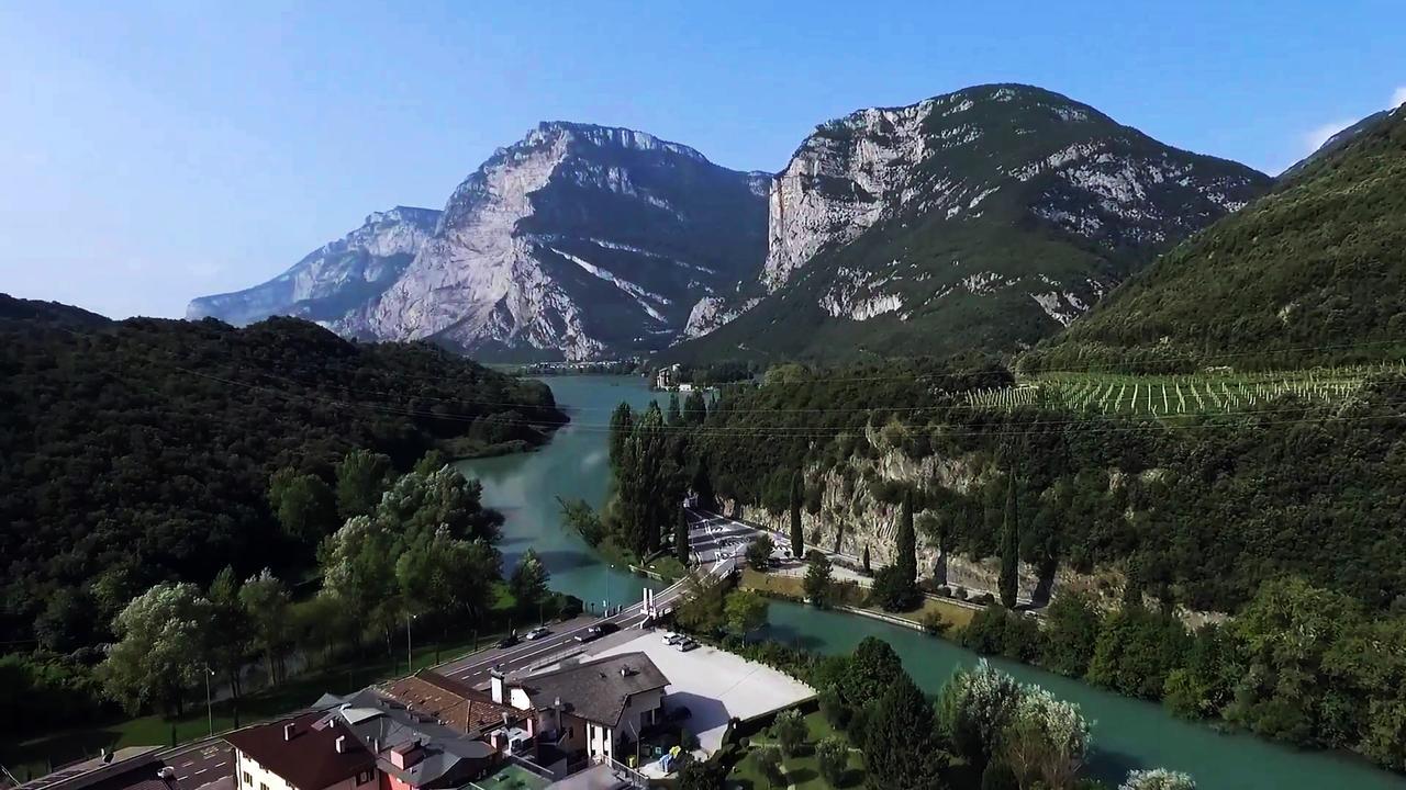 Albergo Miralaghi Padergnone Esterno foto